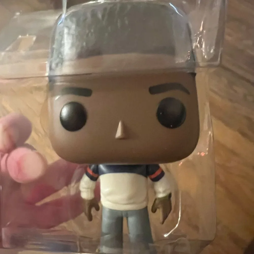 Funko Pop Stranger Thingsngs Vinyl Figure LUCAS SINCLAIR - Picture 8 of 10